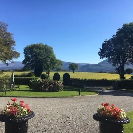 Hotel Loch Lein 4*
